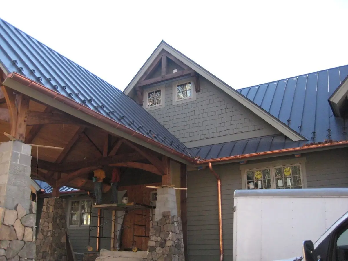 Craftsman Roofing team delivering quality roofing work in Woodlawn